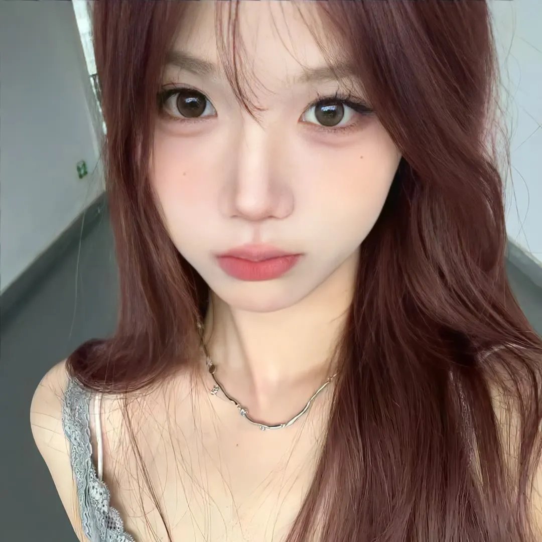娘海报