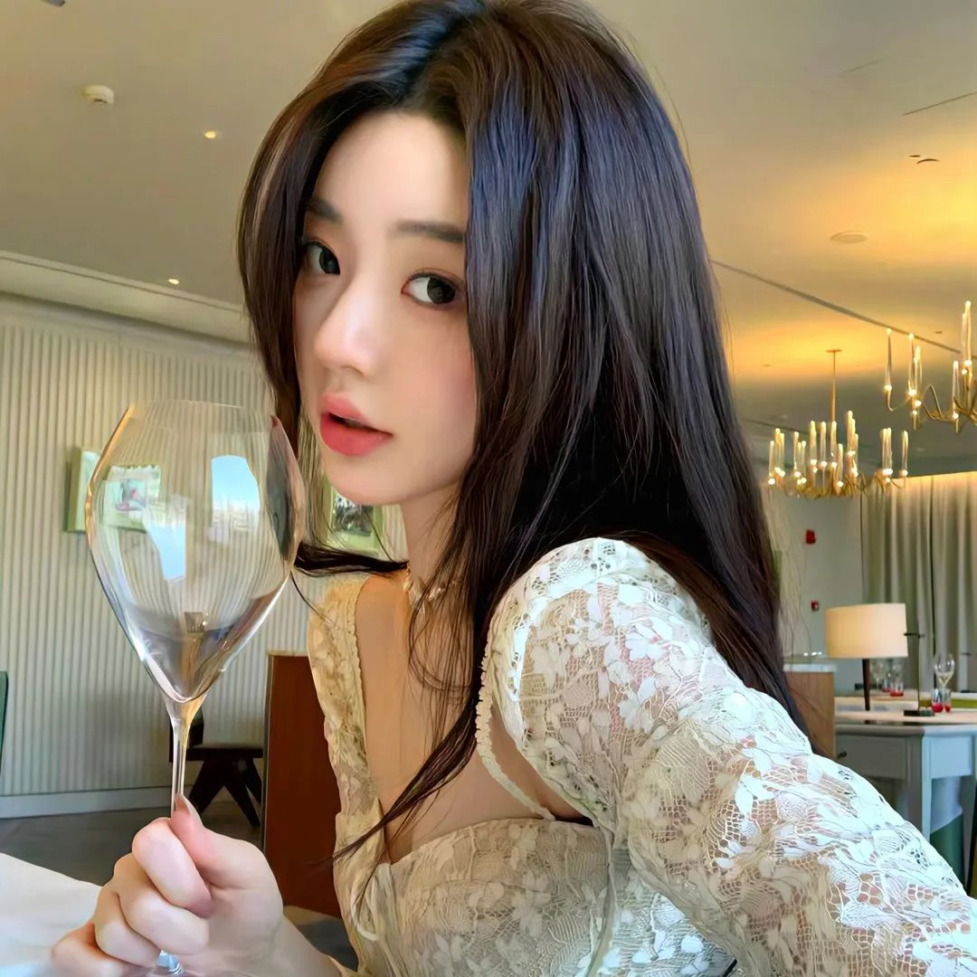 极黑的布伦希尔特海报